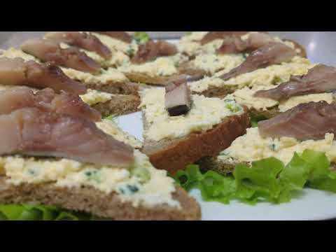 Видео: Як приготувати РИБНІ БУТЕРБРОДИ\ НЕЙМОВІРНО СМАЧНО ТА СИТНО