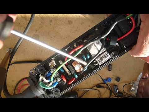 Видео: Ремонт адаптера зарядки Nissan Leaf (частина 2).