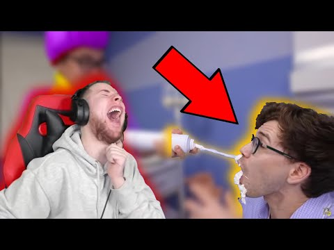 Видео: ТИК ТАК СМОТРИТ А4! ОЧЕНЬ СМЕШНО! STANDOFF 2/СТАНДОФФ 2