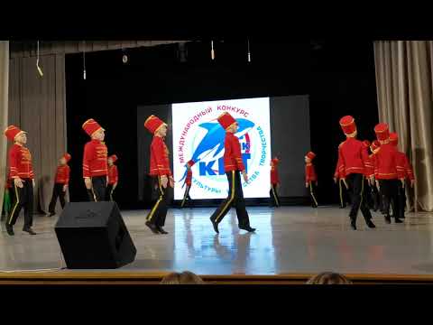 Видео: Марш "Солдатиков", ансамбль "Разноцвет"