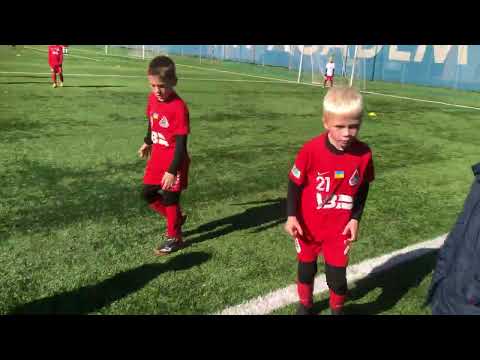 Видео: Динамо 2018 - Локомотив-2 13:3 Чемпіонат м.Києва 12.10.2025