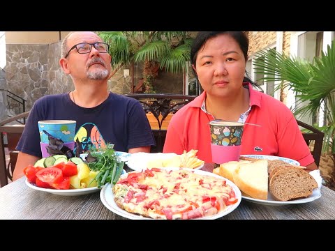 Видео: МУКБАНГ пицца из кабачков! Рецепт под видео/ Нас пригласили на море!/ MUKBANG Zucchini Pizza