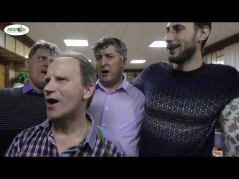 Видео: Белым снегом!! Гармонь - это душа народа. Это наше родное, близкое!