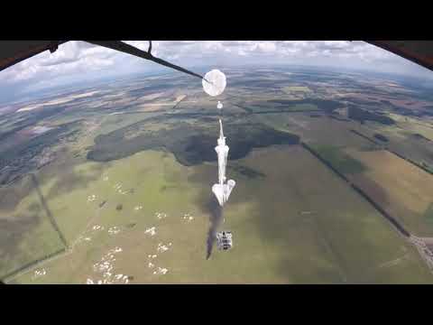 Видео: Десантирование БМД-4 на массовых учениях Воздушно-Десантных Войск 2020 год