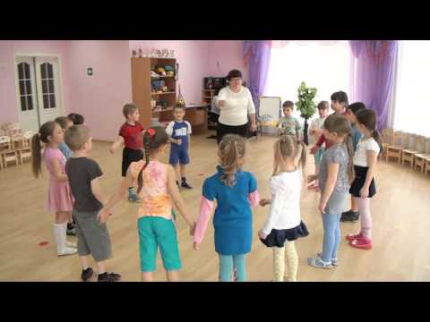 Видео: Музыкальная интерактивная  игра " Праздничный пирог к празднику 8 Марта"