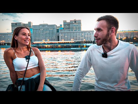 Видео: ЧТО ДЕВУШЕК ПРИВЛЕКАЕТ В МУЖЧИНАХ?💟 Девушки Говорят Правду