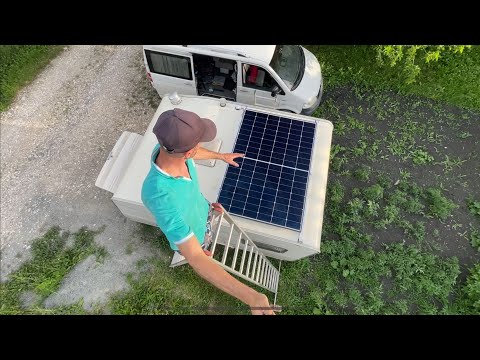 Видео: Оборудование АвтоКемпера солнечной панелью / 12 постоянки и переменки / Крепление панели и АКБ