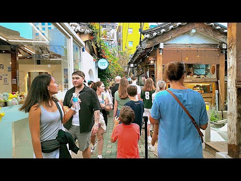 Видео: Ikseon-dong Hanok Street~ Прогулка в Ikseon-dong Alley с другими иностранцами | 4K HDR