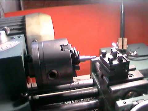 Видео: Токарный станок Универсал 2  Обработка детали типа винт