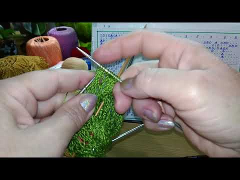 Видео: Ажурные салфетки спицами. Салфетка 16 (часть 3).