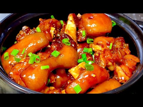 Видео: Если свиные ножки хотят быть вкусными, обжаривать их с сахаром неправильно