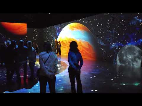 Видео: Уникальная интерактивная выставка-путешествие в мире легендарного Леонардо да Винчи ( часть 2)