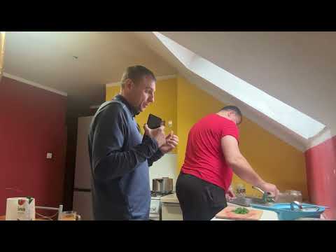 Видео: Готовлю еду и собираюсь в рейс🚛😉😂👍😎👩‍🍳🚛