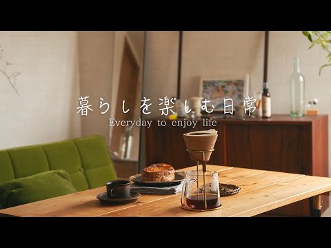 Видео: Завтрак из бутербродов и кофе.Рекорд нескольких дней.