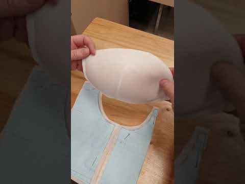Видео: Как сделать чашку и втачать в корсет