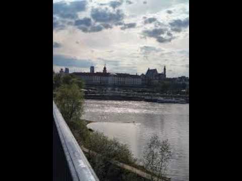 Видео: Старый мост между Прагой и Старым городом Most Śląsko-Dąbrowski w Warszawie №2 Dziwny jest ten świat