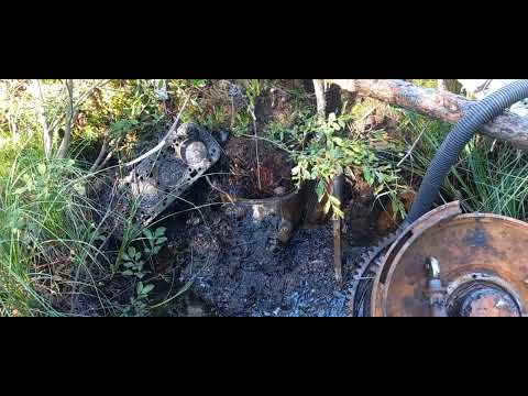 Видео: Коп металлолома, начал разбор экскаватора.