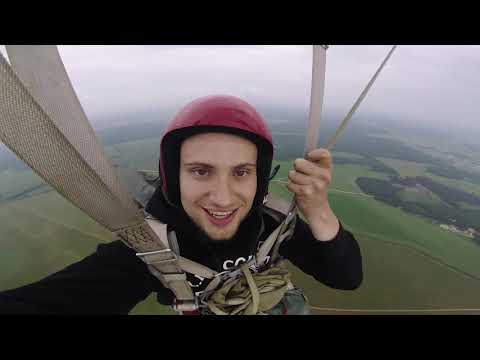 Видео: Первый прыжок с парашютом. Закрутило стропы при раскрытии парашюта.