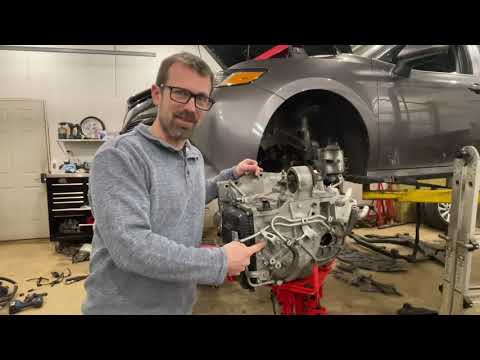 Видео: 🔧 Замена трансмиссионной жидкости Camry 2.5 2018-2022