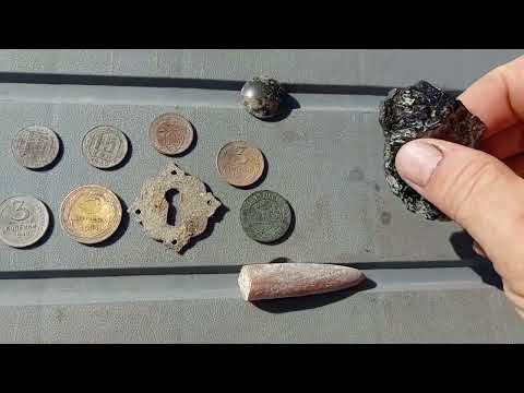 Видео: День третий. Еще несколько находок. Купание в источнике.