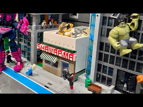 Видео: СЦЕНА ДЛЯ ШАУРМЫ LEGO Avengers Модульное здание НЕВЕРОЯТНО ДЕТАЛИЗИРОВАННОЕ!