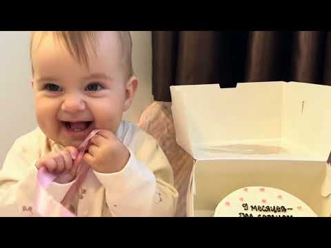 Видео: Выпуск 25. Первый бассейн, соревнования ЛА, 9 месяцев