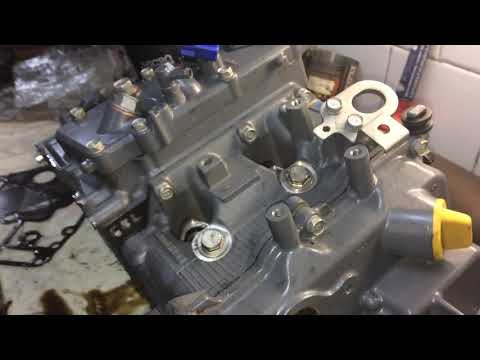 Видео: Yamaha F25 вода в цилиндрах