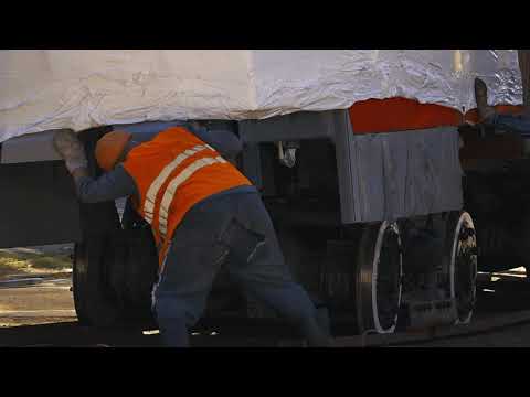 Видео: В Саратов прибыл современный кузов трамвая, которому предстоит пройти "апгрейд"