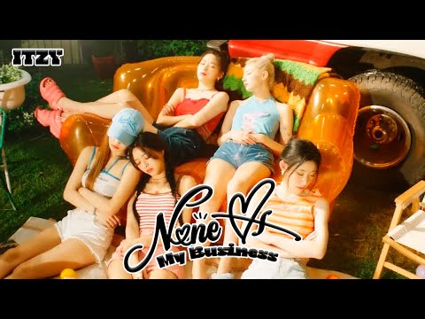 Видео: Учим песню ITZY - None of My Business | Кириллизация