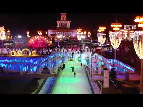 Видео: Каток на ВДНХ с дрона / Ice rink on VDNKh on drone