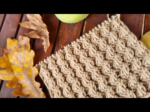 Видео: Очень объемный, уютный узор спицами. Обязательно посмотрите. 🍁knitting pattern.
