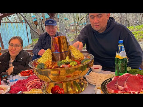 Видео: САМЫЙ ЛУЧШИЙ КИТАЙСКИЙ ХОГО В ГОРАХ АЛМАТЫ С ДЯДЬ НУРИКОМ, РУСЛАНОМ И ЛАУРОЙ