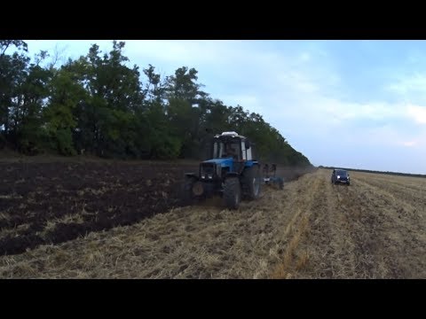 Видео: Что может МТЗ-1221.2? Плуг ПОН-5/4М ( от 150 л.с.) в агрегате с МТЗ-1221.2! Осилит ли?