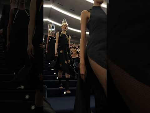 Видео: SHOWOFF на Milan Fashion Week! #dior #fashion #louisvuitton #стиль #luxury #мода #style