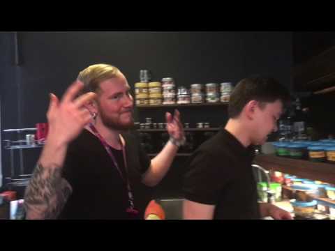 Видео: Versus hookah battle. Высокие забивки против низких забивок. Треха/Сим vs Фил/Джон