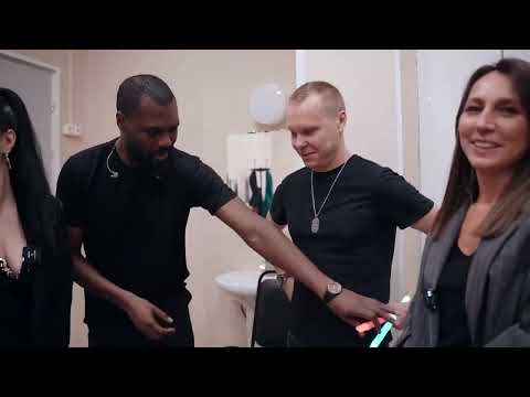 Видео: Сюжет о юбилейном концерте Ярослава Сумишевского в БКЗ «Октябрьский»/Петербург/12.11.23