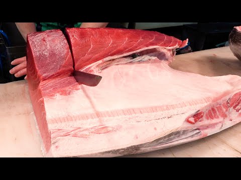 Видео: В этом году я впервые пошла на утренний рынок и нашла потрясающие вещи!