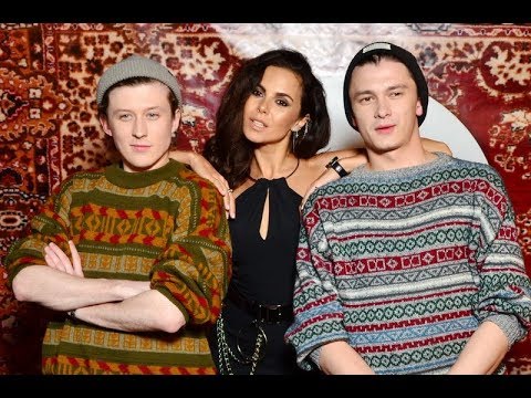 Видео: ZBSband и NK|Настя Каменских поют на презентации