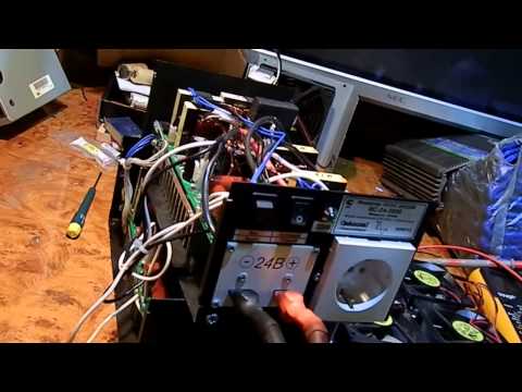 Видео: Сибконтакт ИС-24-3000 инвертор DC-AC Ознакомление перед ремонтом.