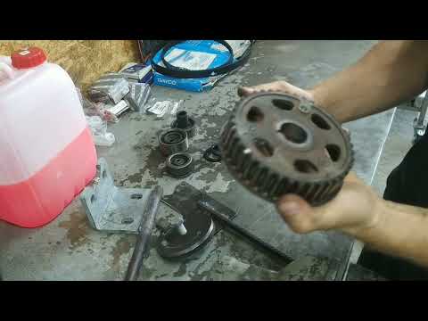 Видео: Замена ремня ГРМ на двигателе CD20T, Ниссан Альмера