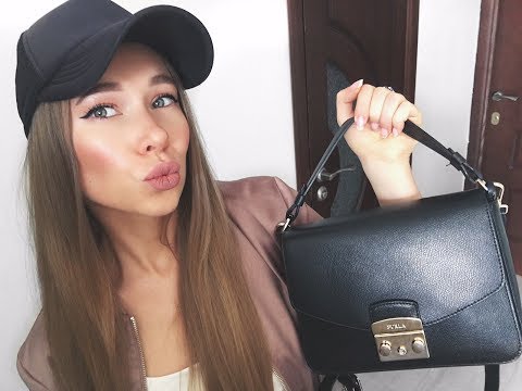 Видео: ЧТО В МОЕЙ СУМКЕ ?! #КАТЯВИК