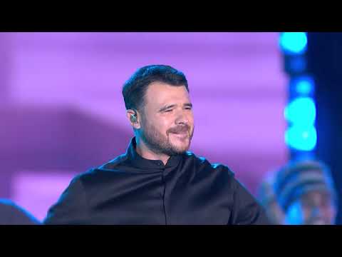 Видео: EMIN и Ансамбль танца Одлар Юрду — Сбежим в Баку (DREAM Fest, Баку, 2024)