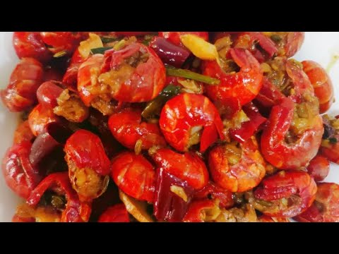 Видео: Жареные креветки 爆炒虾尾    Китайская кухня 中国美食