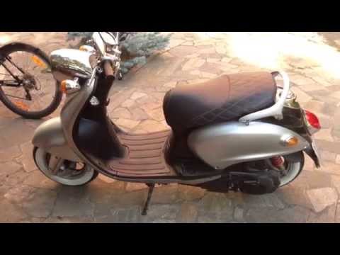 Видео: Yamaha Vino 125 ( YJ125 ) обзор review