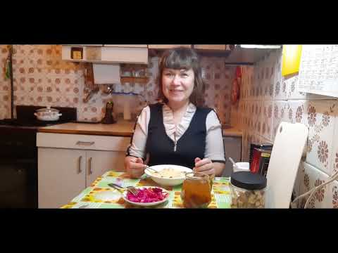 Видео: Питаюсь на 5000р  День № 19 и 20  Гороховый рулет, сырный суп