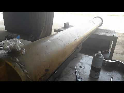 Видео: Ремонт проушины гидроцилиндра автокрана