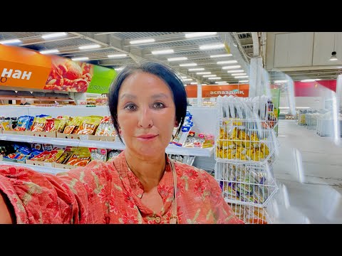 Видео: Девочки идем на шопинг🛒| Что раздают казахи на мероприятие | #казашкадомашнийвлог 