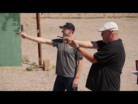 Видео: РЕШИЛИ ПРОВЕРИТЬ ПИСТОЛЕТЫ С НАБОРА ОТ ВАМПИРОВ