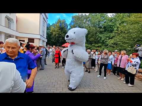 Видео: 24.08.25г... С Днём Рождения, Милые Дамы:Сандра и Валентина... 🌺🌺🌺... Гомель... 