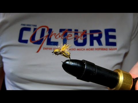 Видео: Нахлыст. Мушка из пучка меха.